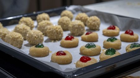 Catalan cooking class 101 - how to make panellets 